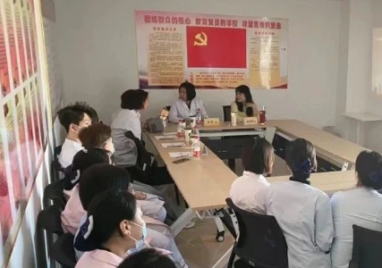 學科動態(tài) | 錦州市中心醫(yī)院血液科開展?？萍膊⊙仓v活動